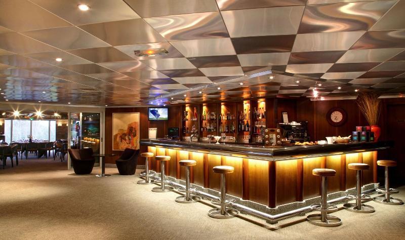 Amiraute Hotel Golf Deauville Тук Экстерьер фото