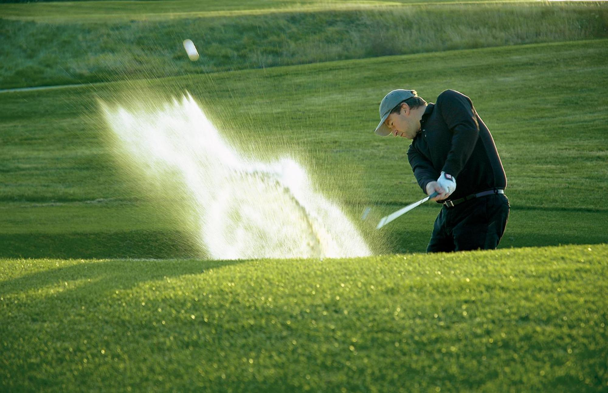Amiraute Hotel Golf Deauville Тук Экстерьер фото