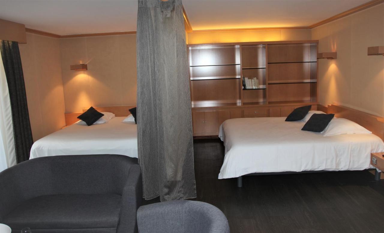 Amiraute Hotel Golf Deauville Тук Экстерьер фото